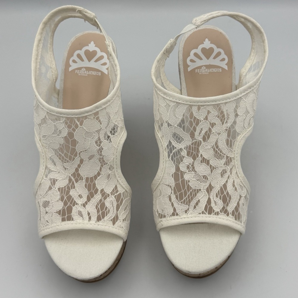 Fergalicious Lace Cork Wedge Sandals Womens 7 Ivory Boho Cottagecore Bridal - Picture 9 of 9